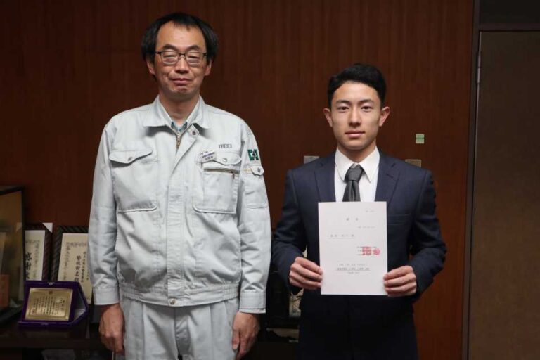 令和7年4月　朝礼及び入社式