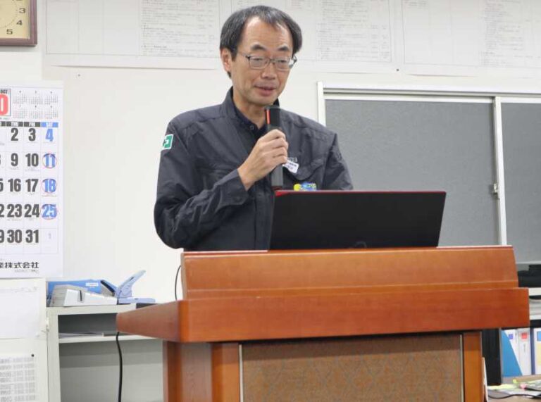 令和7年１０月朝礼を実施しました