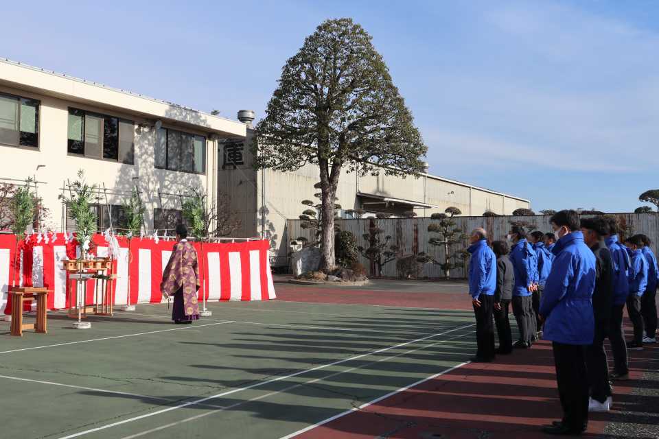 朝礼＆安全祈願祭を実施しました