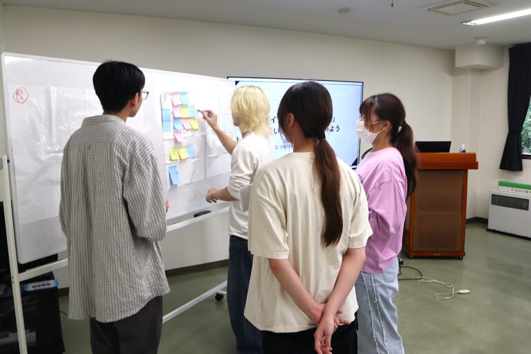 群馬大学理工学部2年生向け授業「課題発見セミナー」を実施しました